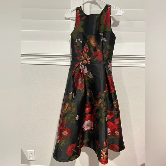 NWT CHICWISH GORGEOUS ROSE JACQUARD SLEEVELESS MIDI DRESS - Picture 9 of 13